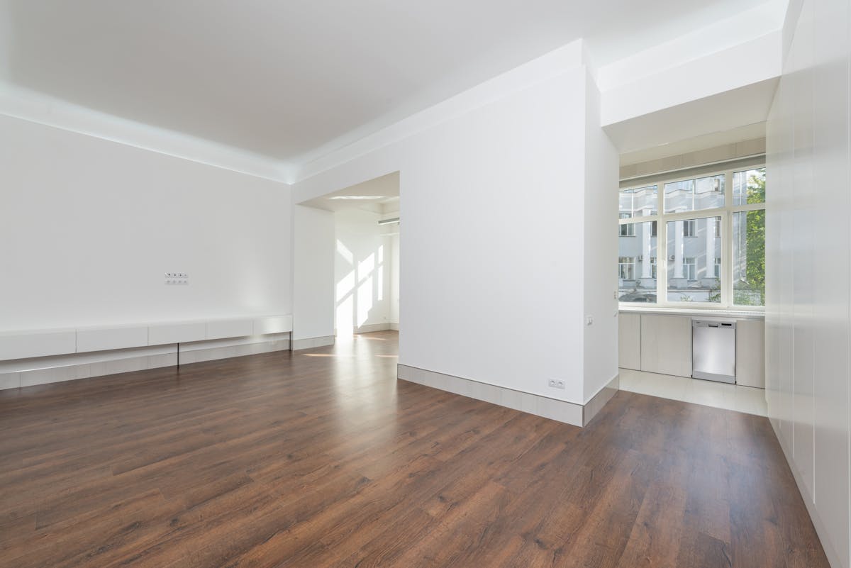 Intérieur d'appartement strasbourgeois prêt pour un débarras