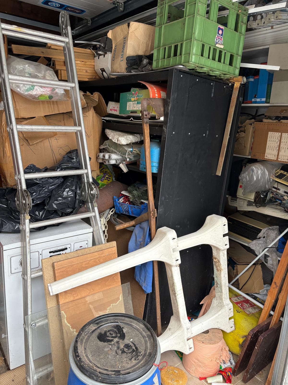 Avant débarras garage à Colmar